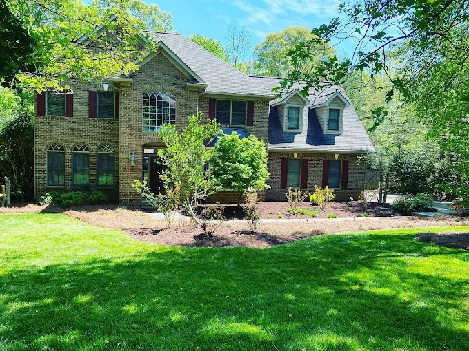 Professional Roof Soft Washing for a Cleaner, Longer-Lasting Roof in Waxhaw, NC
