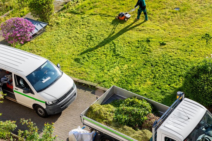Lawn Care Scheduling in Waxhaw, NC Weekly vs Biweekly Professional Landscaping Services in Waxhaw, NC | Galloway Scapes, LLC in Waxhaw, NC